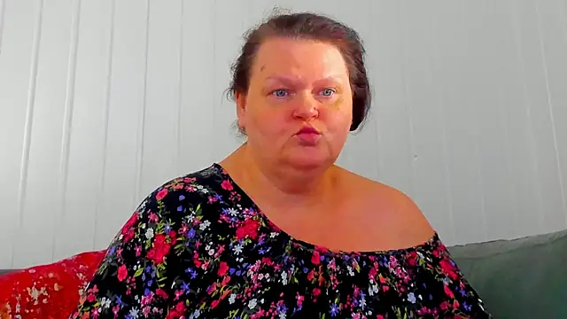 milanabiegert - MilanaBiegert's free webcam - UK Sex Cams