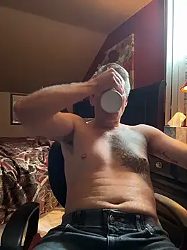 dilfiguess1 (Ask my age) - rule the world aka naked goal