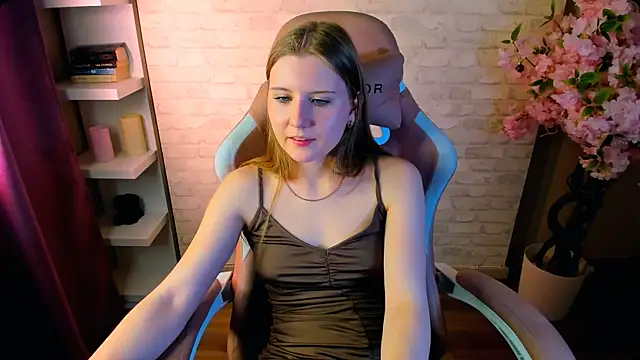 caroline_desire_ - Caroline_Desire_'s free webcam - UK Sex Cams