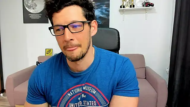 brutusk08 - BrutusK08's free webcam - UK Sex Cams