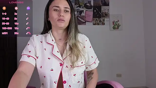 Veronika__Winslow_ webcam