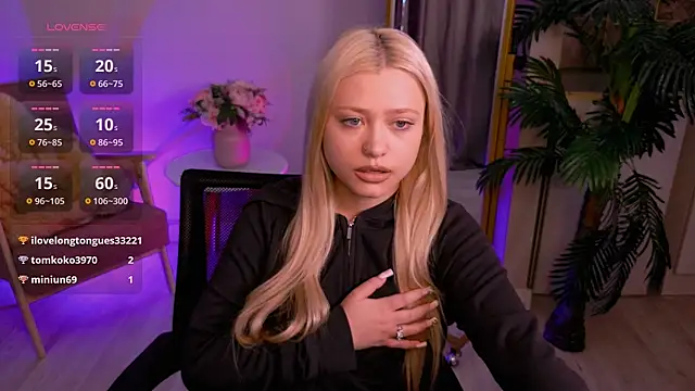 Millie_Vanillies webcam