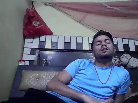 Stubborndesiboy webcam