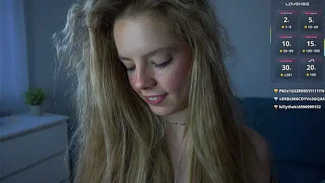 TiffinyMergist webcam