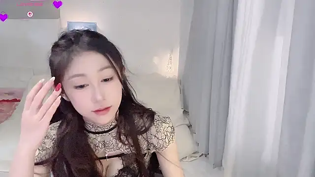 美女Fayebae_11在线直播