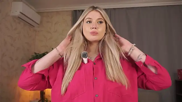 DonitaWolfenbarger webcam