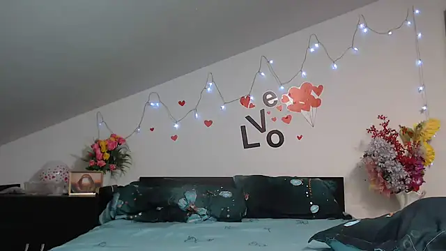 SweetMaddy888 webcam