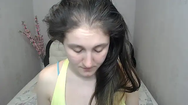 Holliy_Cooper webcam