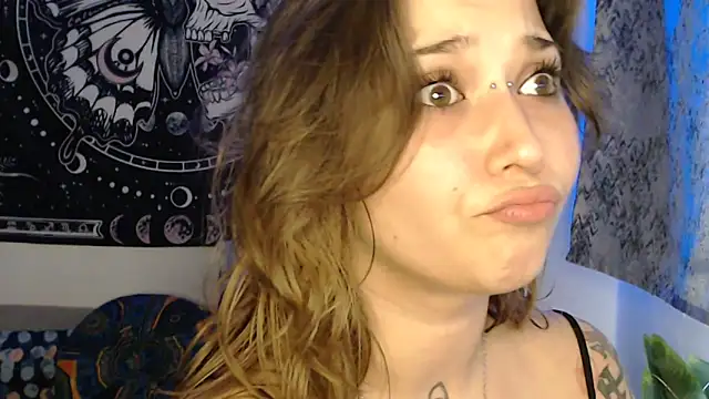 AlienforTwenty webcam