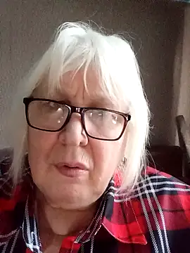 alexia64231 - Alexia64231's free webcam