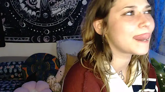 AlienforTwenty webcam