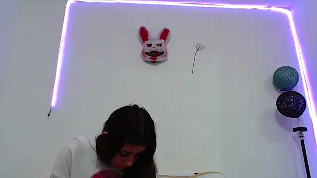 Megan_Blaze01 webcam