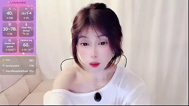 美女yuanbao_a在线直播