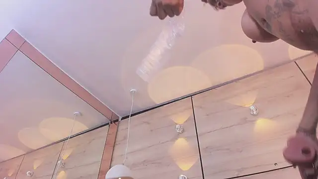 martina_touss webcam