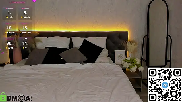 Michelle_Blond webcam