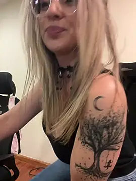 Isabella_Varella webcam