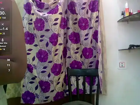 Teekhi_mirchii webcam