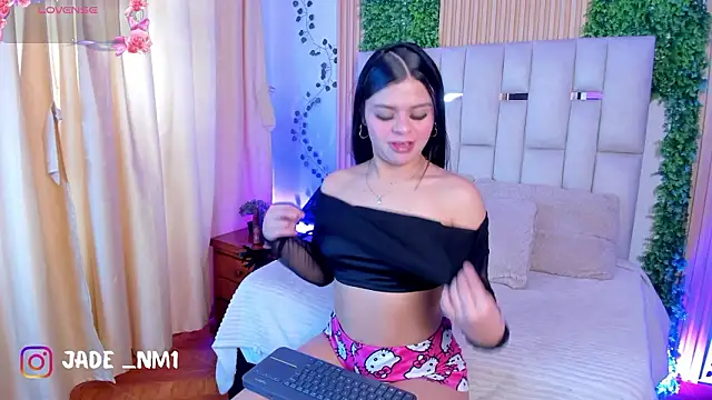 Jade_Nmm webcam