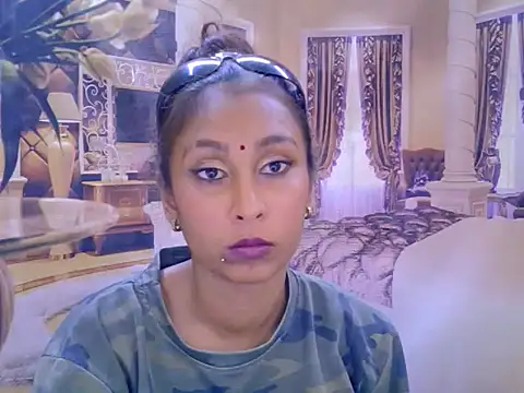 IndianSexyButt webcam
