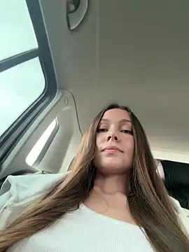 nicole111's live cam