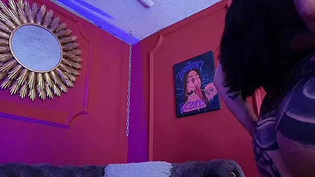 Julieta_Russell webcam