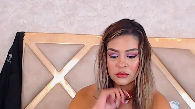 JoannaStanford webcam