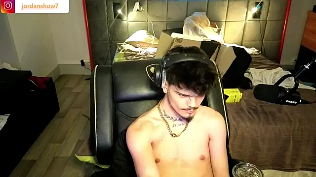 JordanShow webcam
