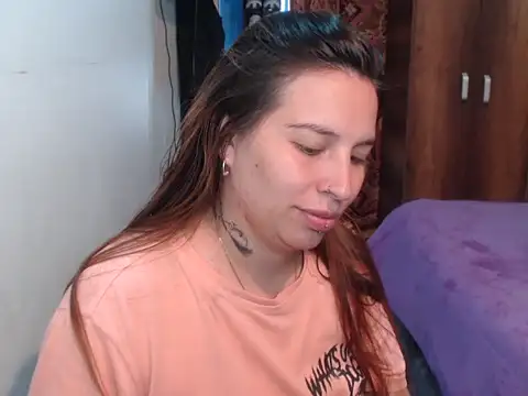 layanafuckass webcam