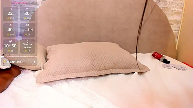 Ashley_Beaomunt webcam