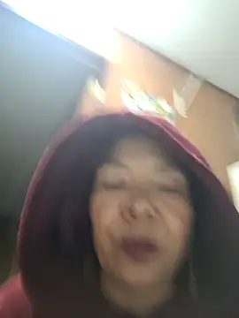 scarlet_curly8a - Scarlet_curly8a's free webcam