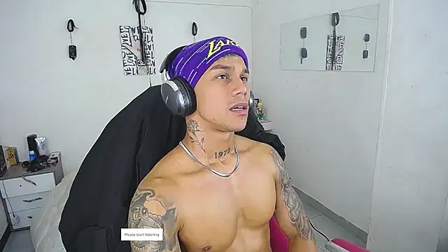 Leonard_Price webcam