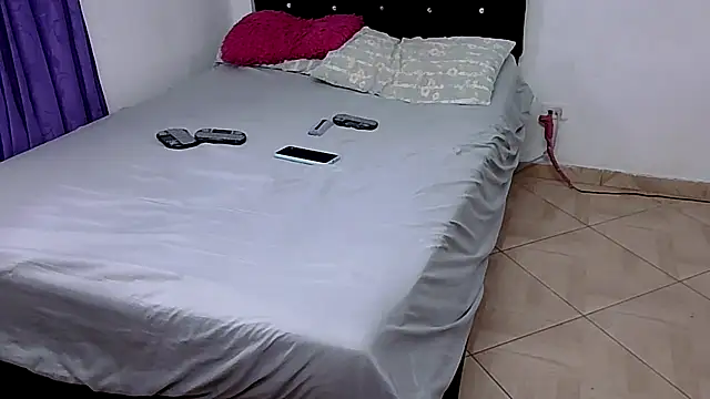 Boycuriousxxx webcam