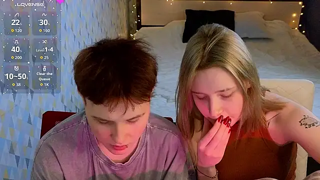 Girls_Fingers webcam