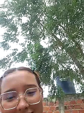 young_dairy01 - Young_dairy01's free webcam - UK Sex Cams