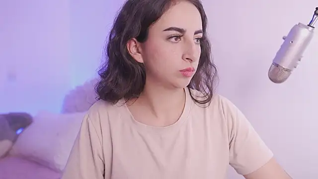 Enola_Holmes_ webcam