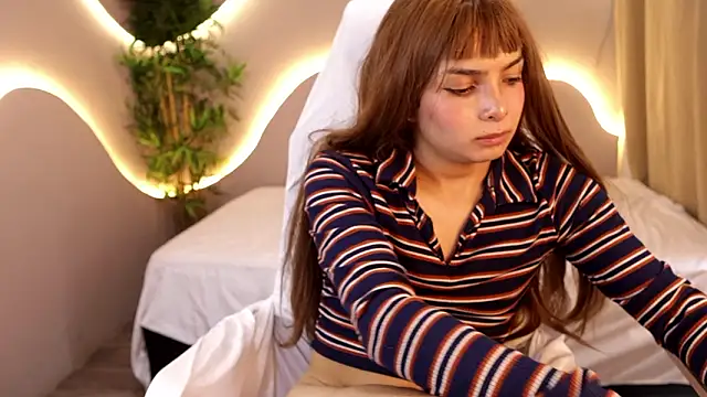 simone_sky - Simone_sky's free webcam - UK Sex Cams