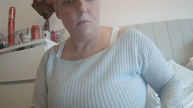 theblondecocklover webcam