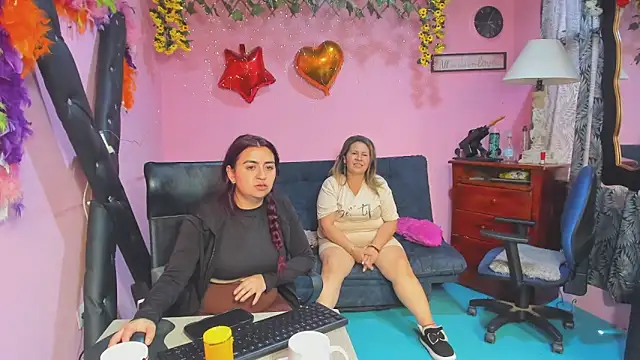 lesbiancuple webcam