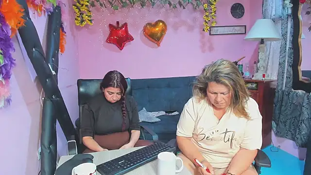 lesbiancuple webcam