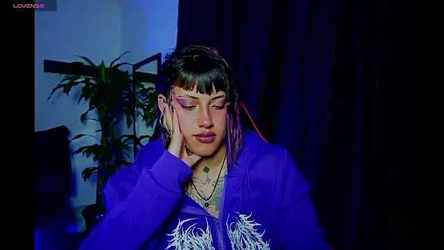 _sharlotte777 webcam