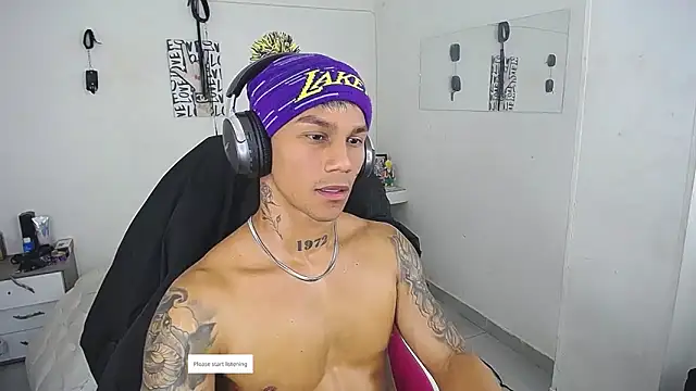 Leonard_Price webcam