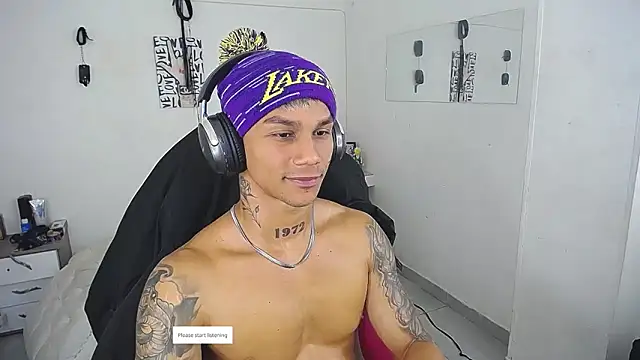 Leonard_Price webcam