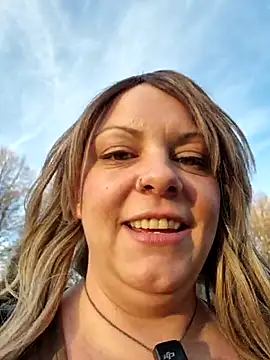 Oktopussy live sex cam