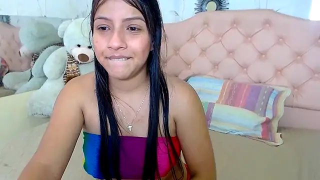 zara_cute webcam