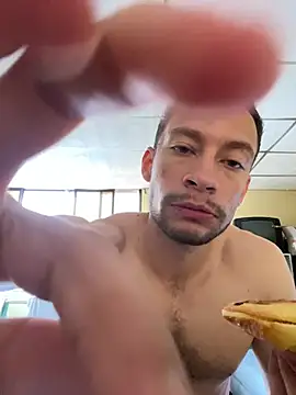 TyagoRoberts_ webcam