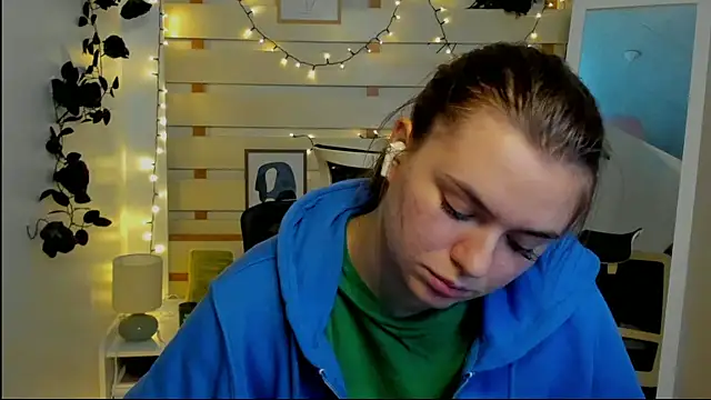 Josephine_Kiss webcam