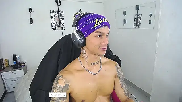 Leonard_Price webcam