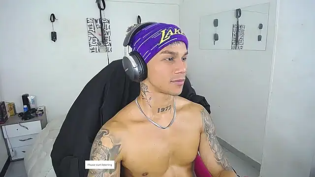 Leonard_Price webcam