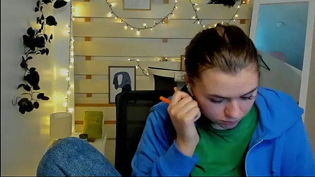 Josephine_Kiss webcam