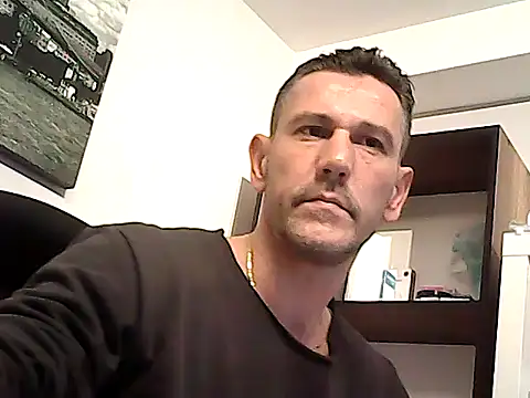 mastercharisma35 webcam